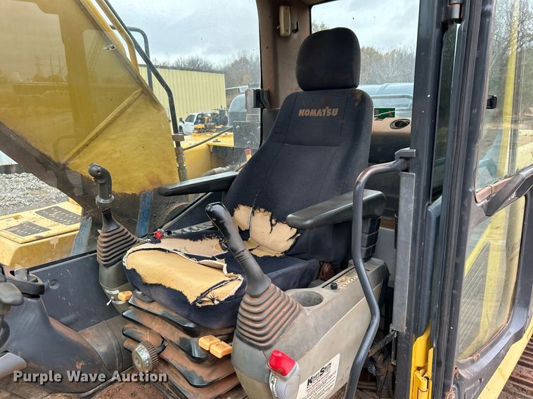 image for item DN0503 2008 Komatsu PC270LC-8  excavator