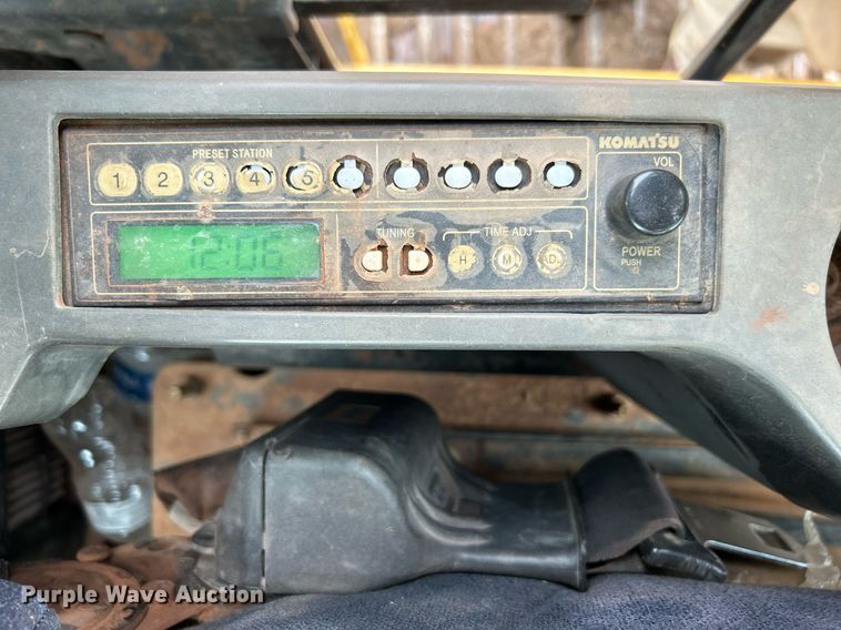 image for item DN0503 2008 Komatsu PC270LC-8  excavator