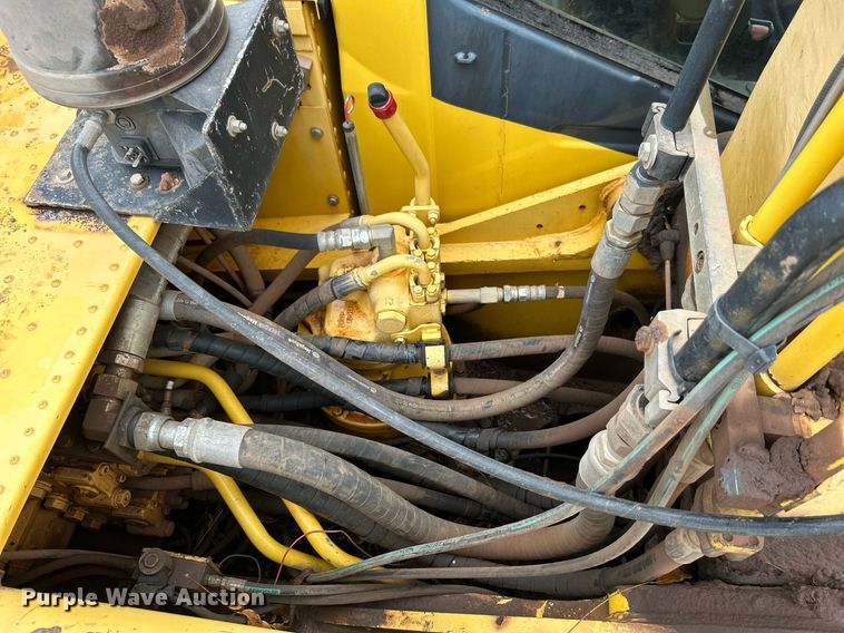 image for item DN0503 2008 Komatsu PC270LC-8  excavator