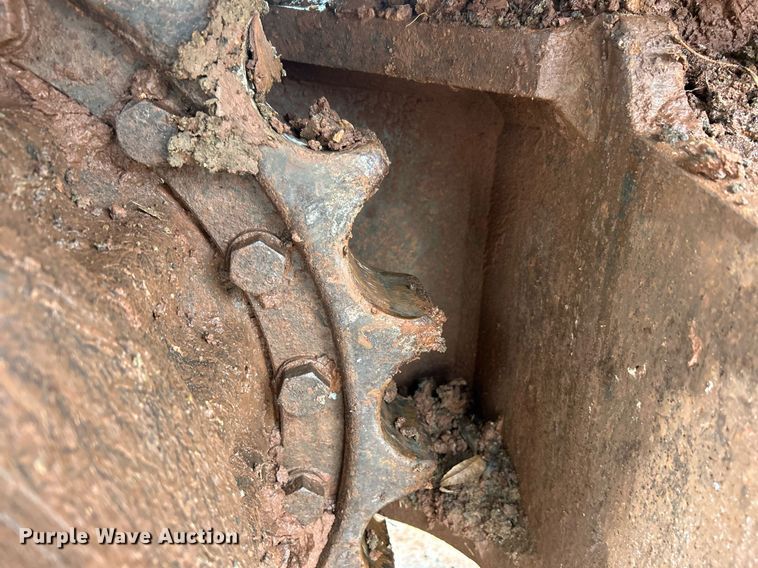 image for item DN0503 2008 Komatsu PC270LC-8  excavator