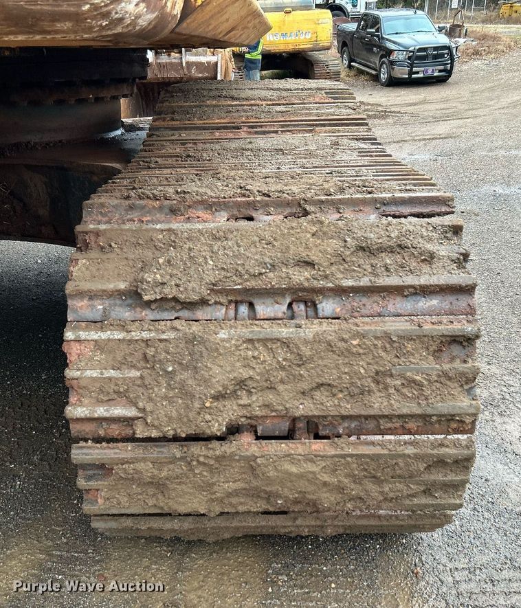 image for item DN0503 2008 Komatsu PC270LC-8  excavator