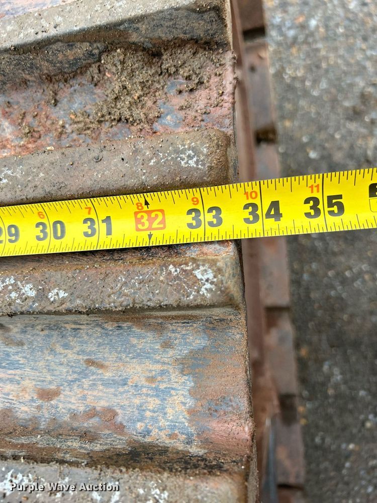 image for item DN0503 2008 Komatsu PC270LC-8  excavator