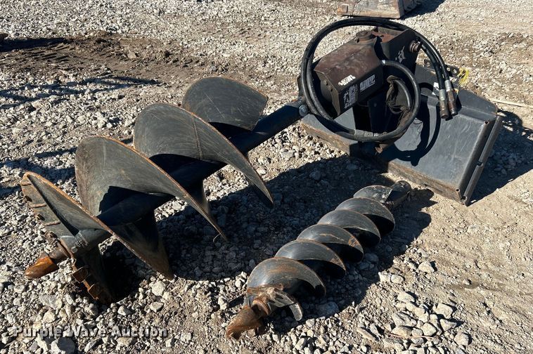 image for item DN0509 Bobcat 15C  skid steer auger