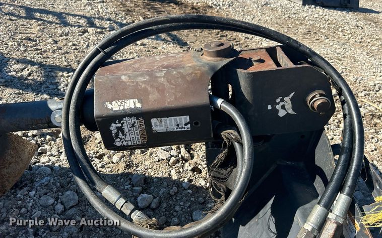 image for item DN0509 Bobcat 15C  skid steer auger