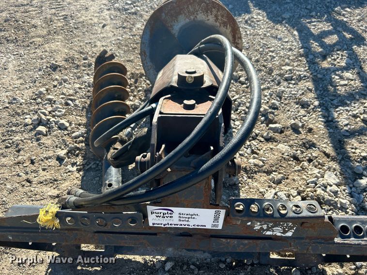 image for item DN0509 Bobcat 15C  skid steer auger