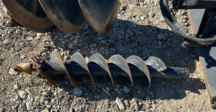 image for item DN0509 Bobcat 15C  skid steer auger