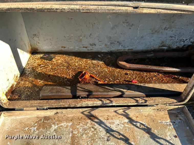 image for item DN0517 1982 Peterbilt 353  winch truck