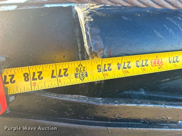 image for item DN0517 1982 Peterbilt 353  winch truck