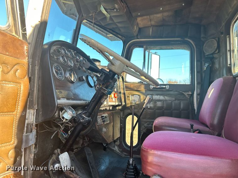 image for item DN0517 1982 Peterbilt 353  winch truck