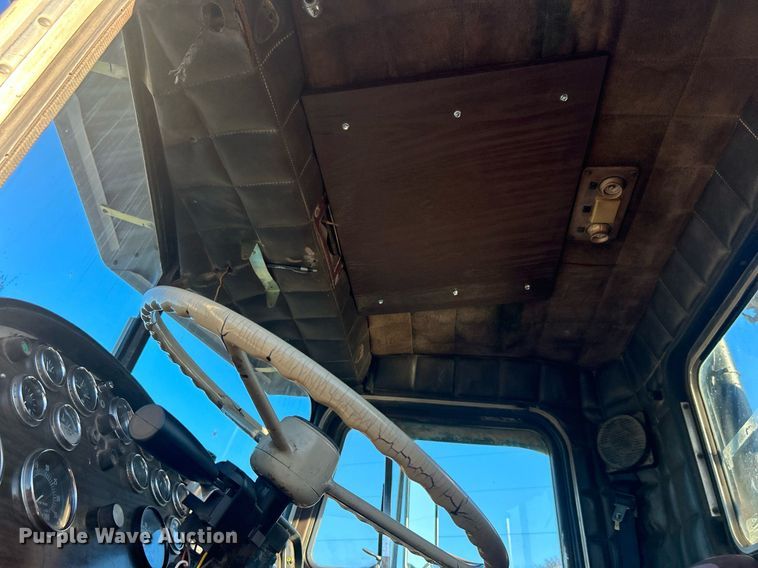 image for item DN0517 1982 Peterbilt 353  winch truck