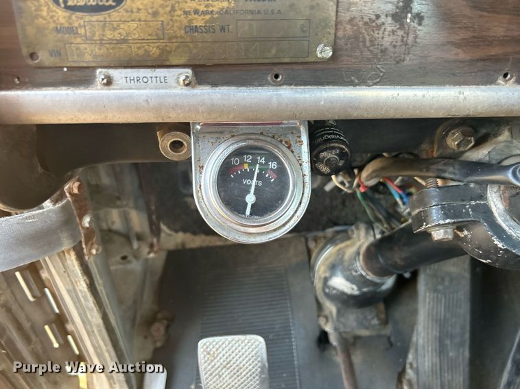 image for item DN0517 1982 Peterbilt 353  winch truck