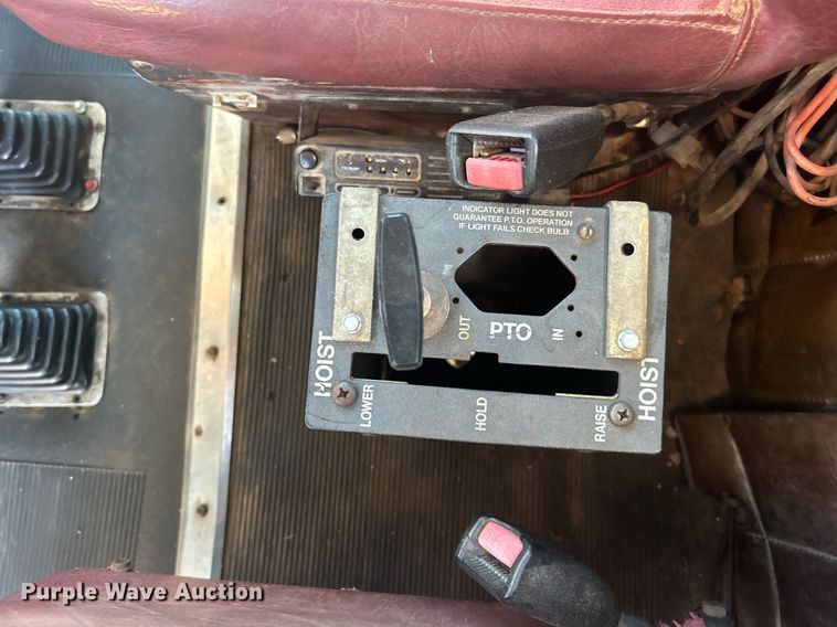 image for item DN0517 1982 Peterbilt 353  winch truck