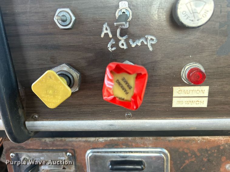 image for item DN0517 1982 Peterbilt 353  winch truck