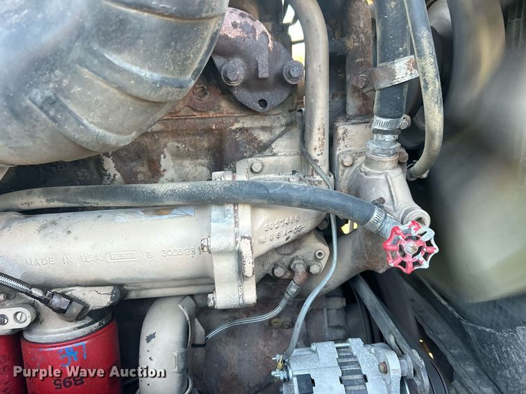 image for item DN0517 1982 Peterbilt 353  winch truck