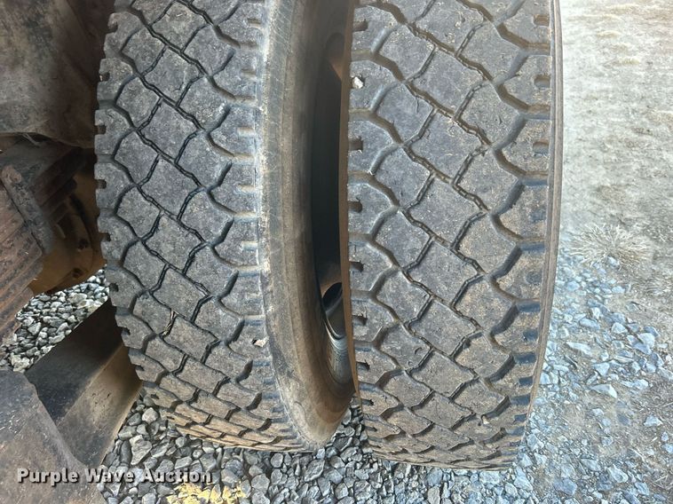 image for item DN0517 1982 Peterbilt 353  winch truck