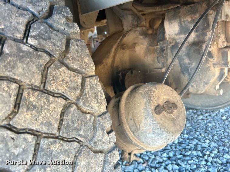 image for item DN0517 1982 Peterbilt 353  winch truck