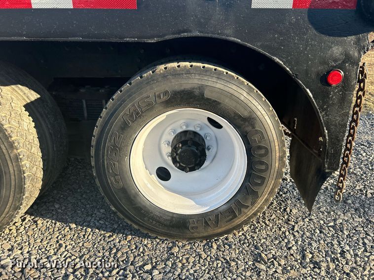 image for item DN0517 1982 Peterbilt 353  winch truck