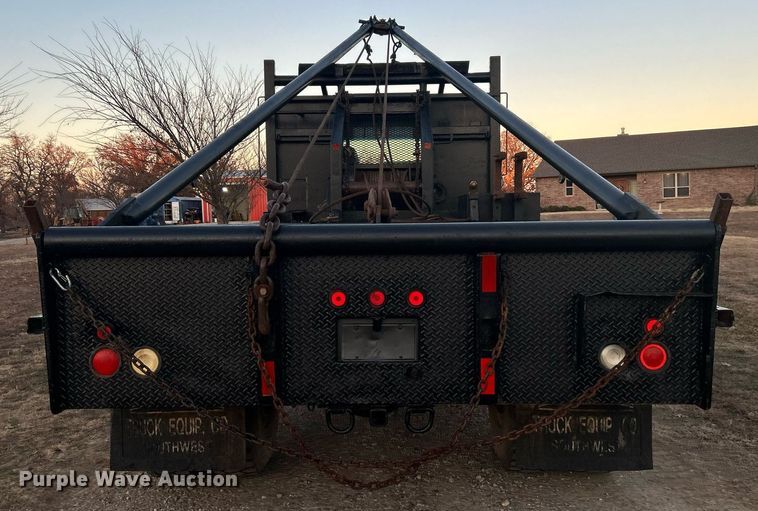 image for item DN0542 2007 Ford F750 Super Duty  winch truck