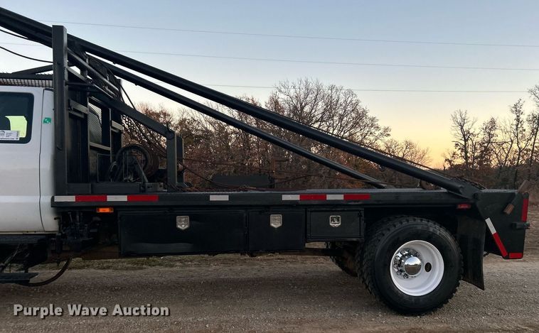 image for item DN0542 2007 Ford F750 Super Duty  winch truck