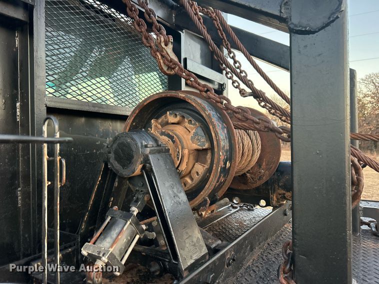 image for item DN0542 2007 Ford F750 Super Duty  winch truck