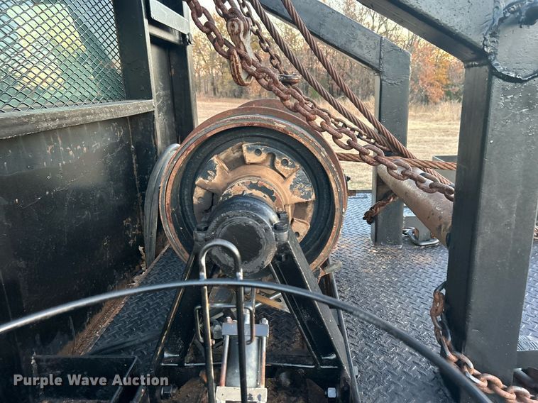 image for item DN0542 2007 Ford F750 Super Duty  winch truck