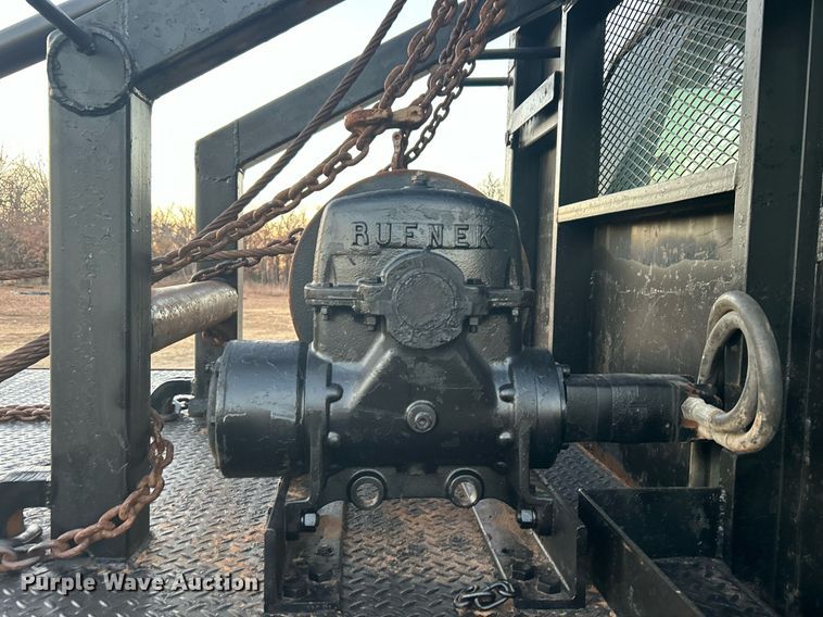 image for item DN0542 2007 Ford F750 Super Duty  winch truck