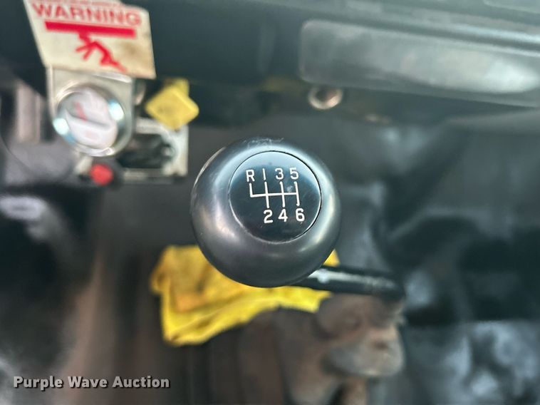 image for item DN0542 2007 Ford F750 Super Duty  winch truck