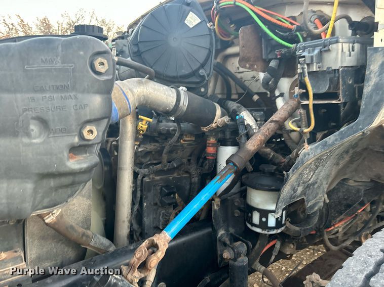 image for item DN0542 2007 Ford F750 Super Duty  winch truck