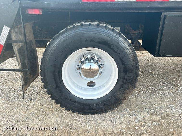 image for item DN0542 2007 Ford F750 Super Duty  winch truck