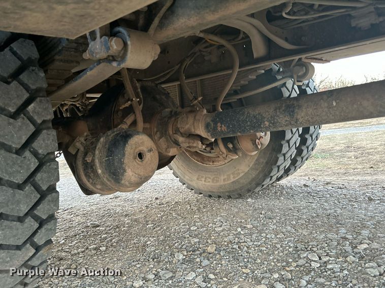 image for item DN0542 2007 Ford F750 Super Duty  winch truck