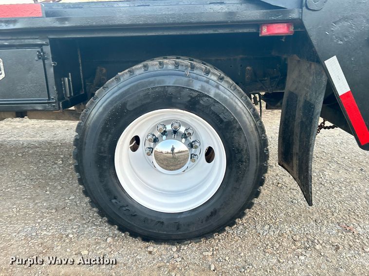 image for item DN0542 2007 Ford F750 Super Duty  winch truck