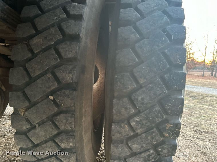 image for item DN0542 2007 Ford F750 Super Duty  winch truck