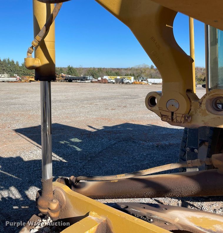 image for item DN3745 2007 Caterpillar 140H  motor grader