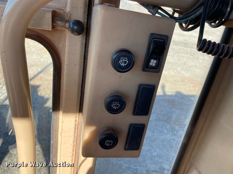 image for item DN3745 2007 Caterpillar 140H  motor grader