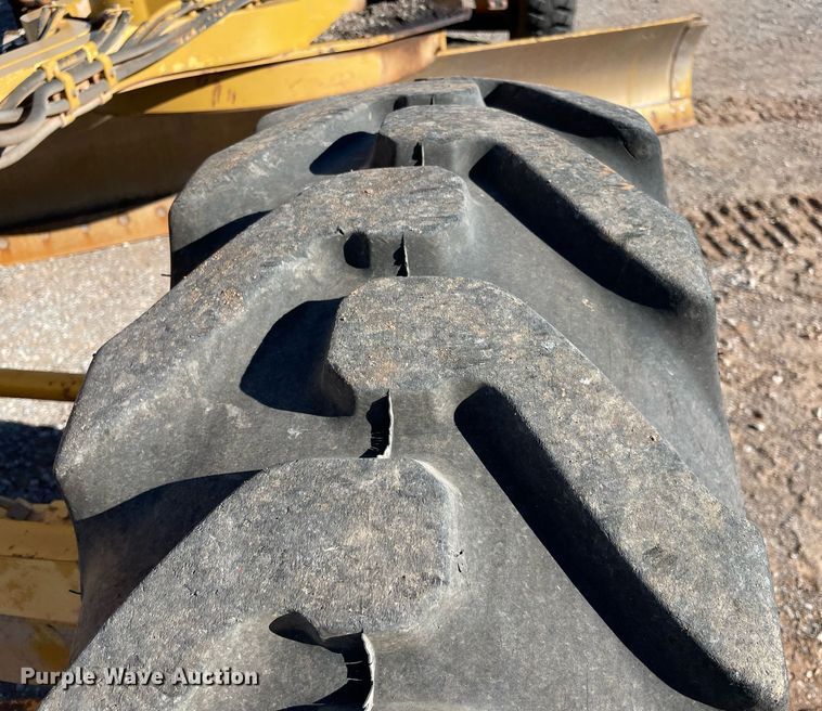 image for item DN3745 2007 Caterpillar 140H  motor grader