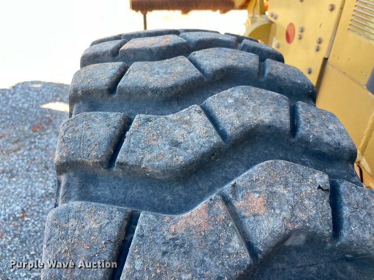 image for item DN3745 2007 Caterpillar 140H  motor grader