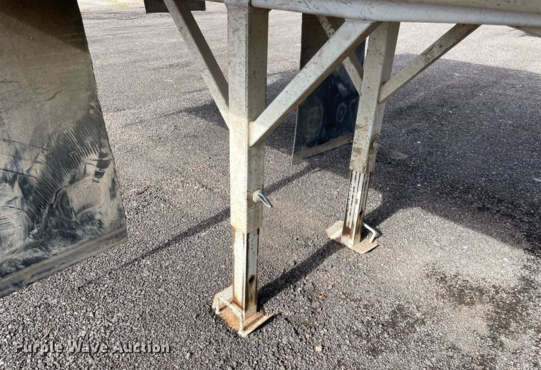 image for item DN3749 2011 Hilbilt 24-3/16 HD XL  end dump trailer