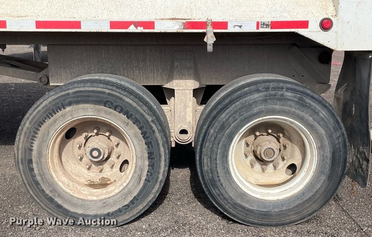 image for item DN3749 2011 Hilbilt 24-3/16 HD XL  end dump trailer
