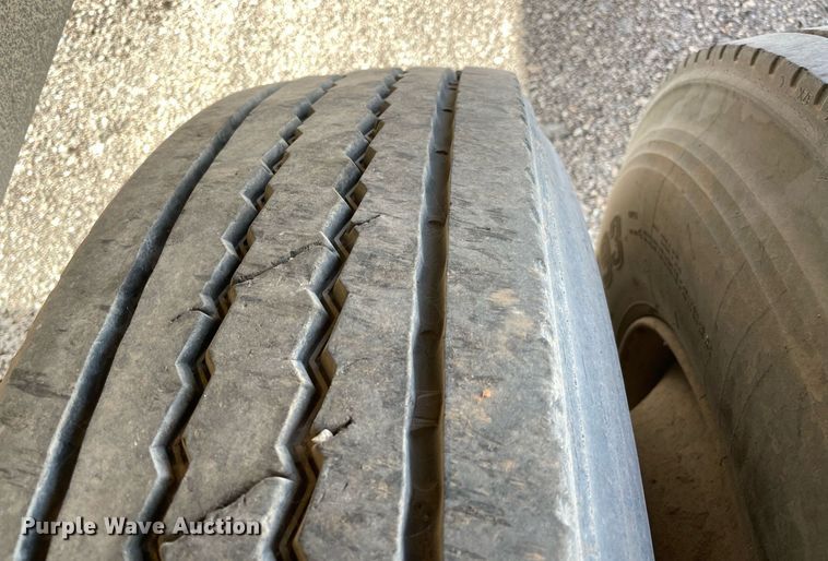 image for item DN3749 2011 Hilbilt 24-3/16 HD XL  end dump trailer