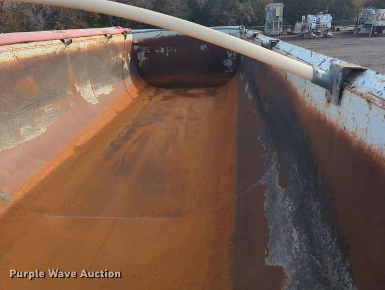 image for item DN3750 2011 Hilbilt  24-3/16 HD XL end dump trailer