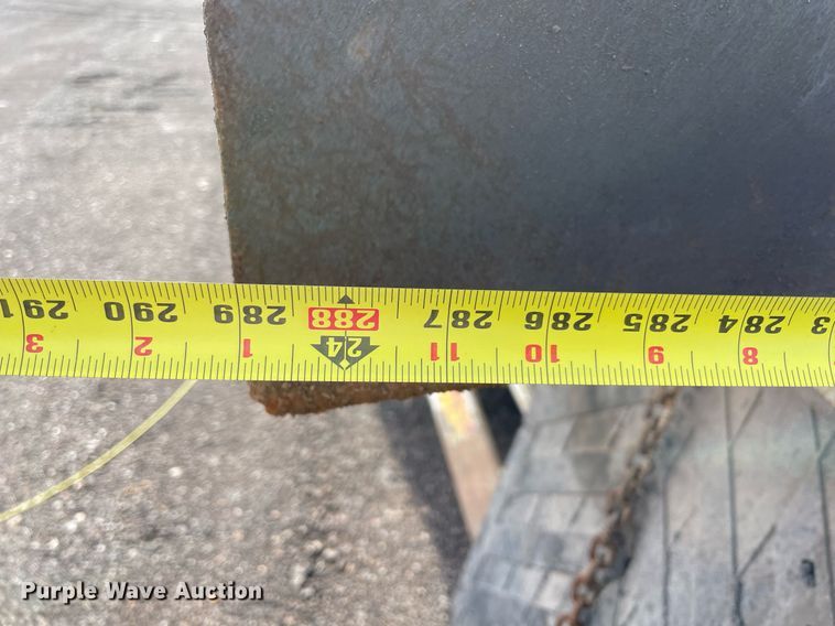 image for item DN3750 2011 Hilbilt  24-3/16 HD XL end dump trailer