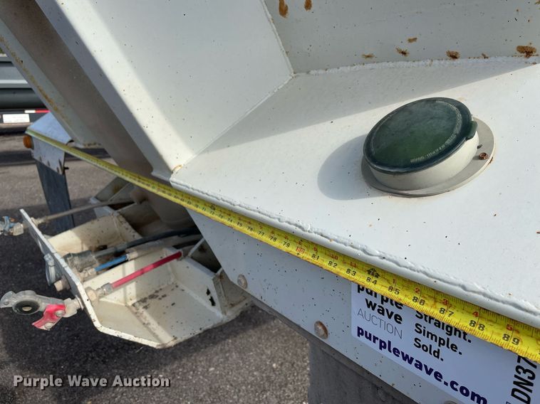 image for item DN3750 2011 Hilbilt  24-3/16 HD XL end dump trailer