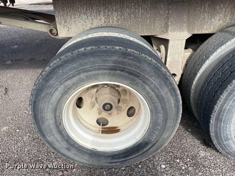 image for item DN3750 2011 Hilbilt  24-3/16 HD XL end dump trailer