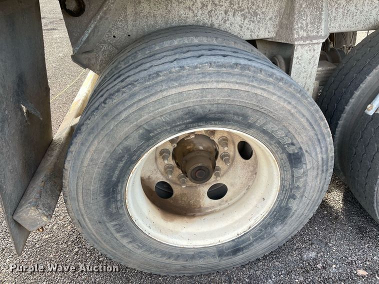 image for item DN3750 2011 Hilbilt  24-3/16 HD XL end dump trailer