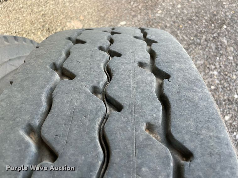 image for item DN3750 2011 Hilbilt  24-3/16 HD XL end dump trailer