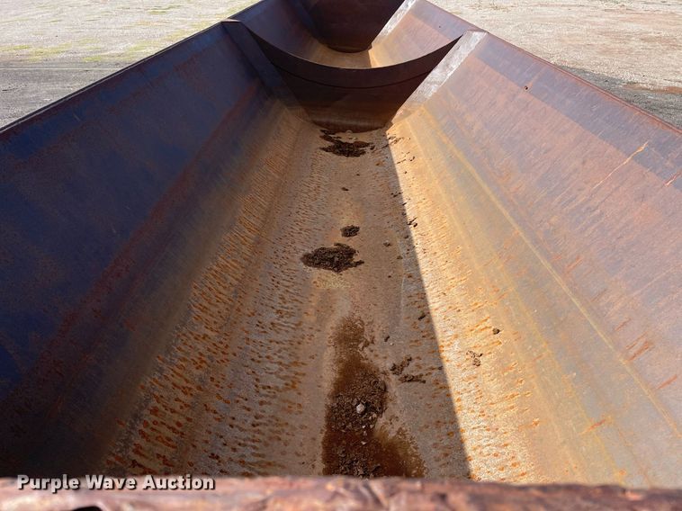 image for item DN3751 1999 Smithco SC2002  side dump trailer