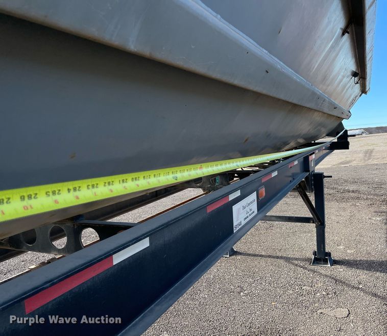 image for item DN3751 1999 Smithco SC2002  side dump trailer