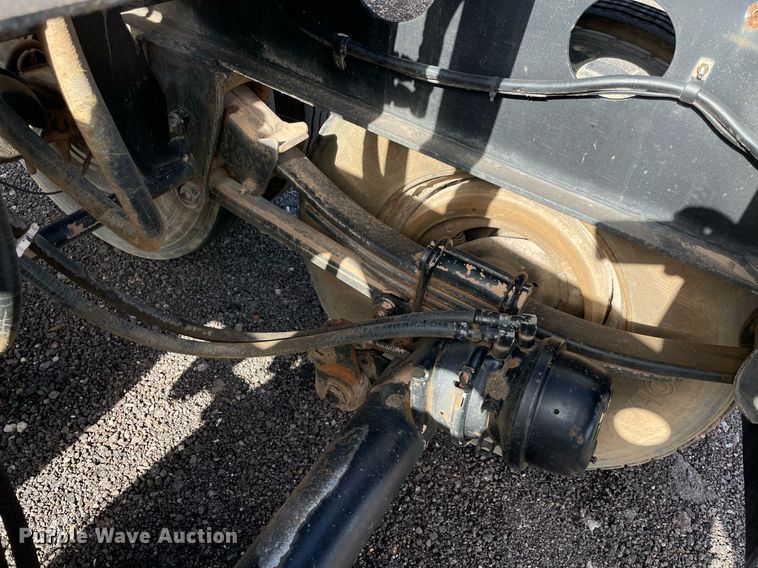 image for item DN3751 1999 Smithco SC2002  side dump trailer