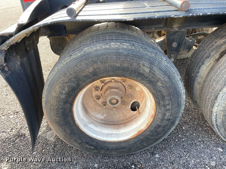 image for item DN3751 1999 Smithco SC2002  side dump trailer