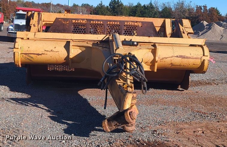 image for item DN3753 2014 John Deere 2112E  scraper